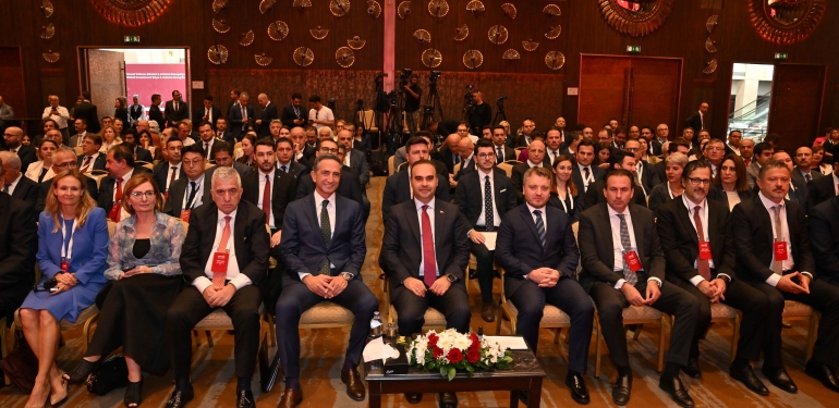YASED BAŞKANI ENGİN AKSOY: KAMU-ÖZEL SEKTÖR DİYALOĞUNU MERKEZE ALAN MEVZUAT GELİŞTİRME SÜRECİ, TÜRKİYE’YE OLAN GÜVENİ ARTIRIR